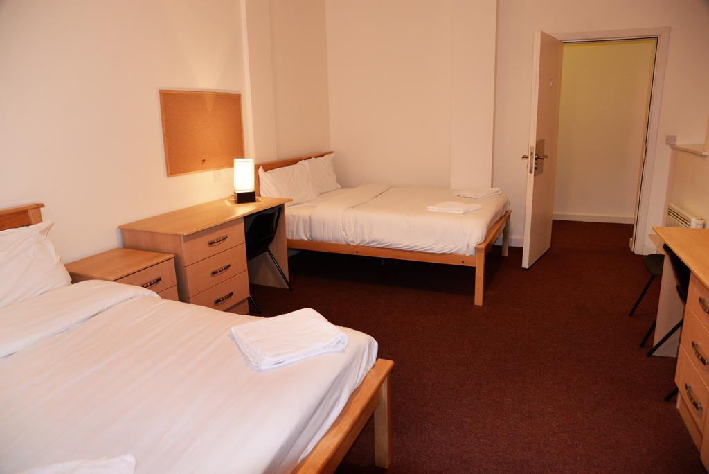Blackmore Court Cork Quarto foto